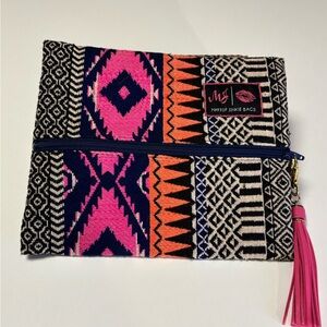 Makeup Junkie "Shark Tank" Bag Pink & Orange Aztec Zip Cosmetic Pouch. Lays Flat
